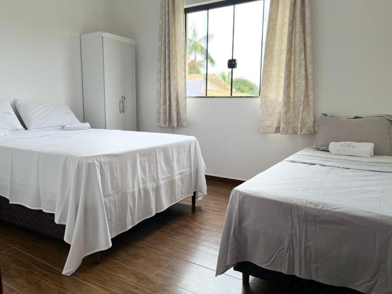 Casa Com Piscina Vista Para Lago, 03 Quartos Confortaveis Capitólio 外观 照片