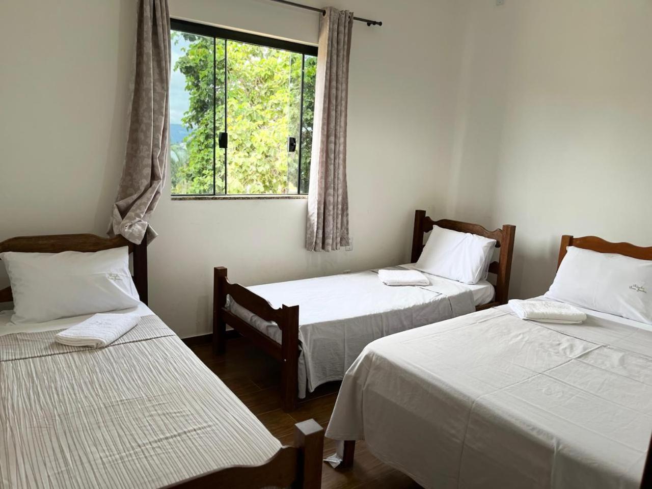 Casa Com Piscina Vista Para Lago, 03 Quartos Confortaveis Capitólio 外观 照片