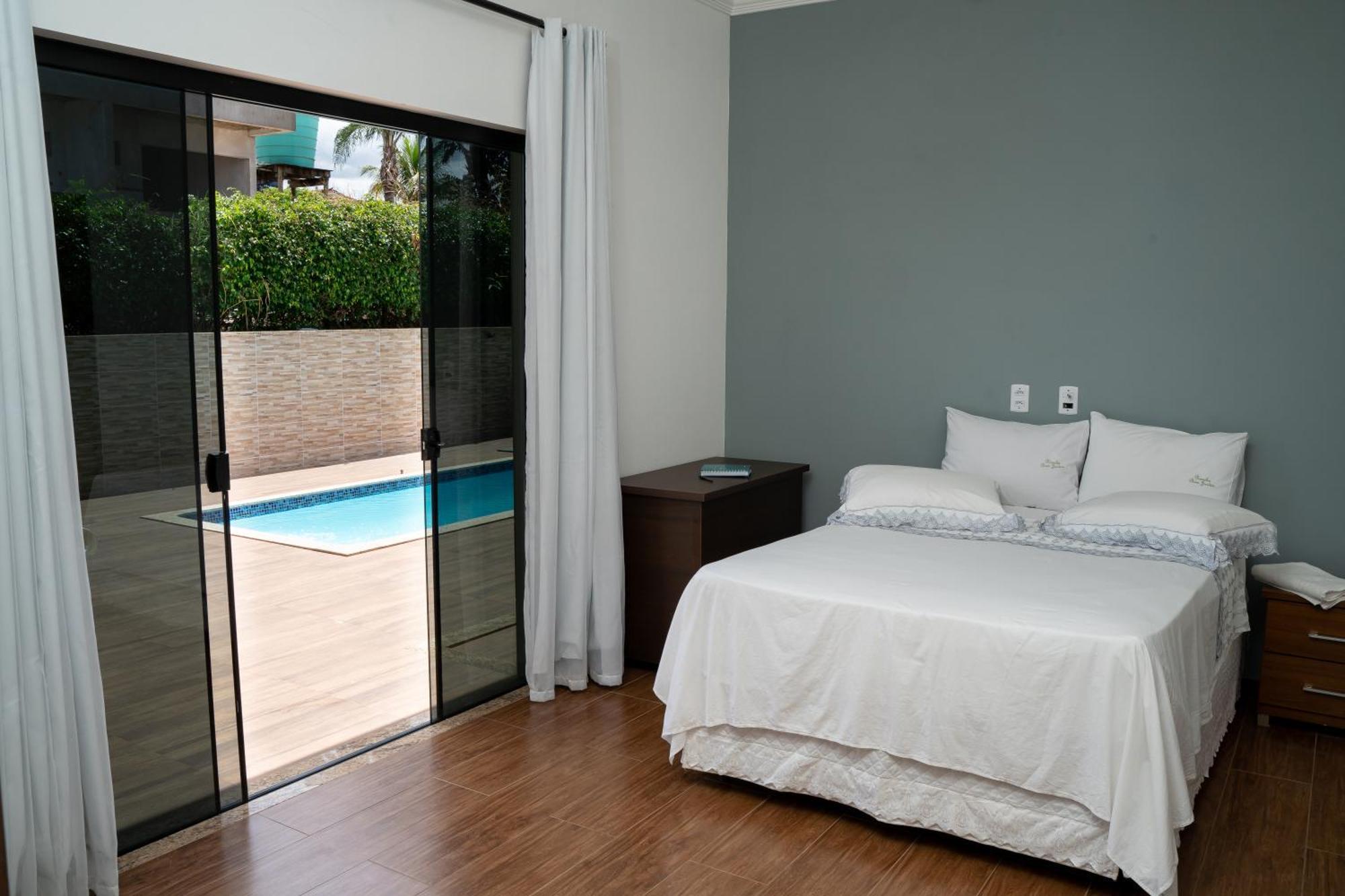 Casa Com Piscina Vista Para Lago, 03 Quartos Confortaveis Capitólio 外观 照片