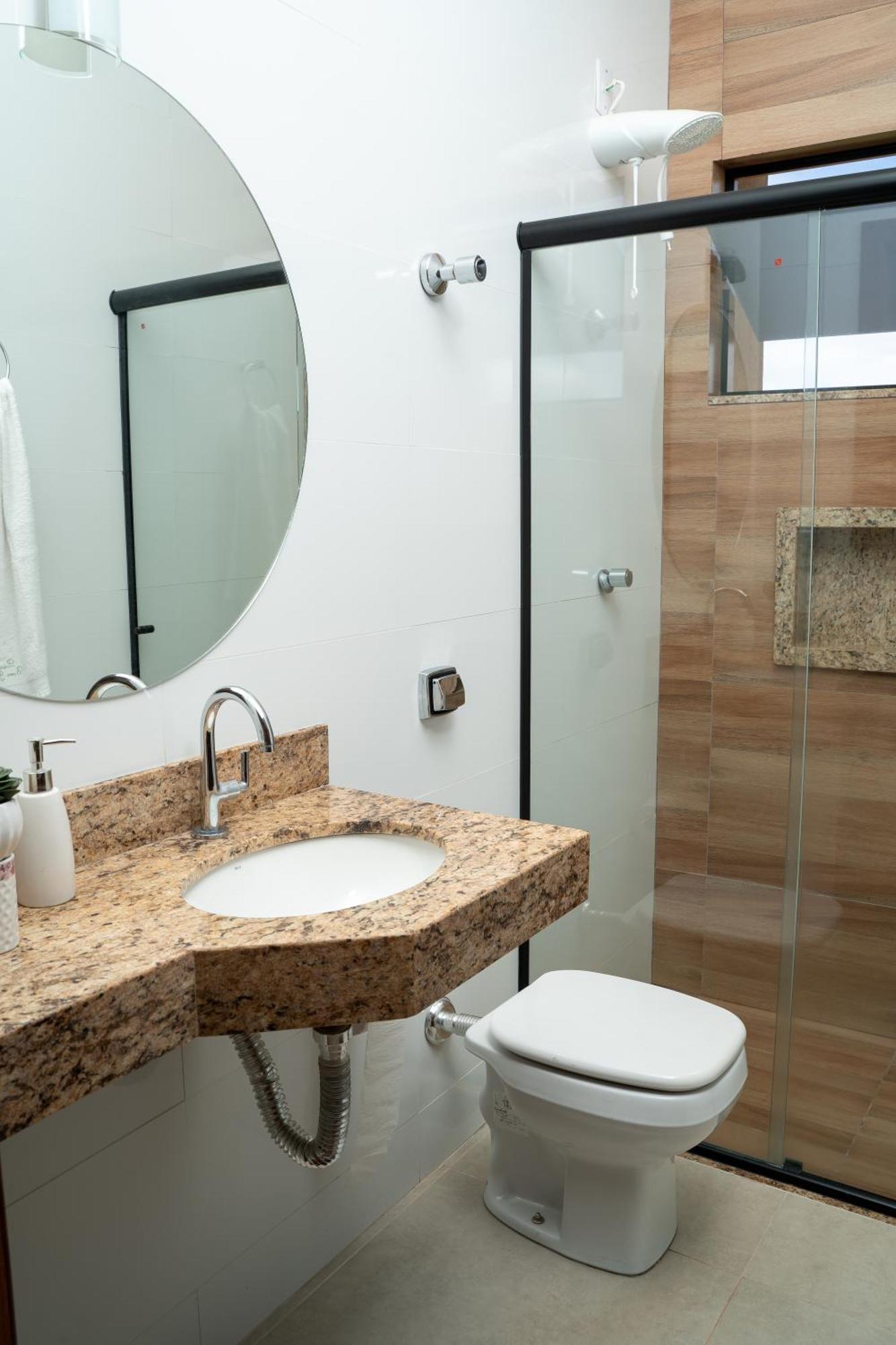 Casa Com Piscina Vista Para Lago, 03 Quartos Confortaveis Capitólio 外观 照片