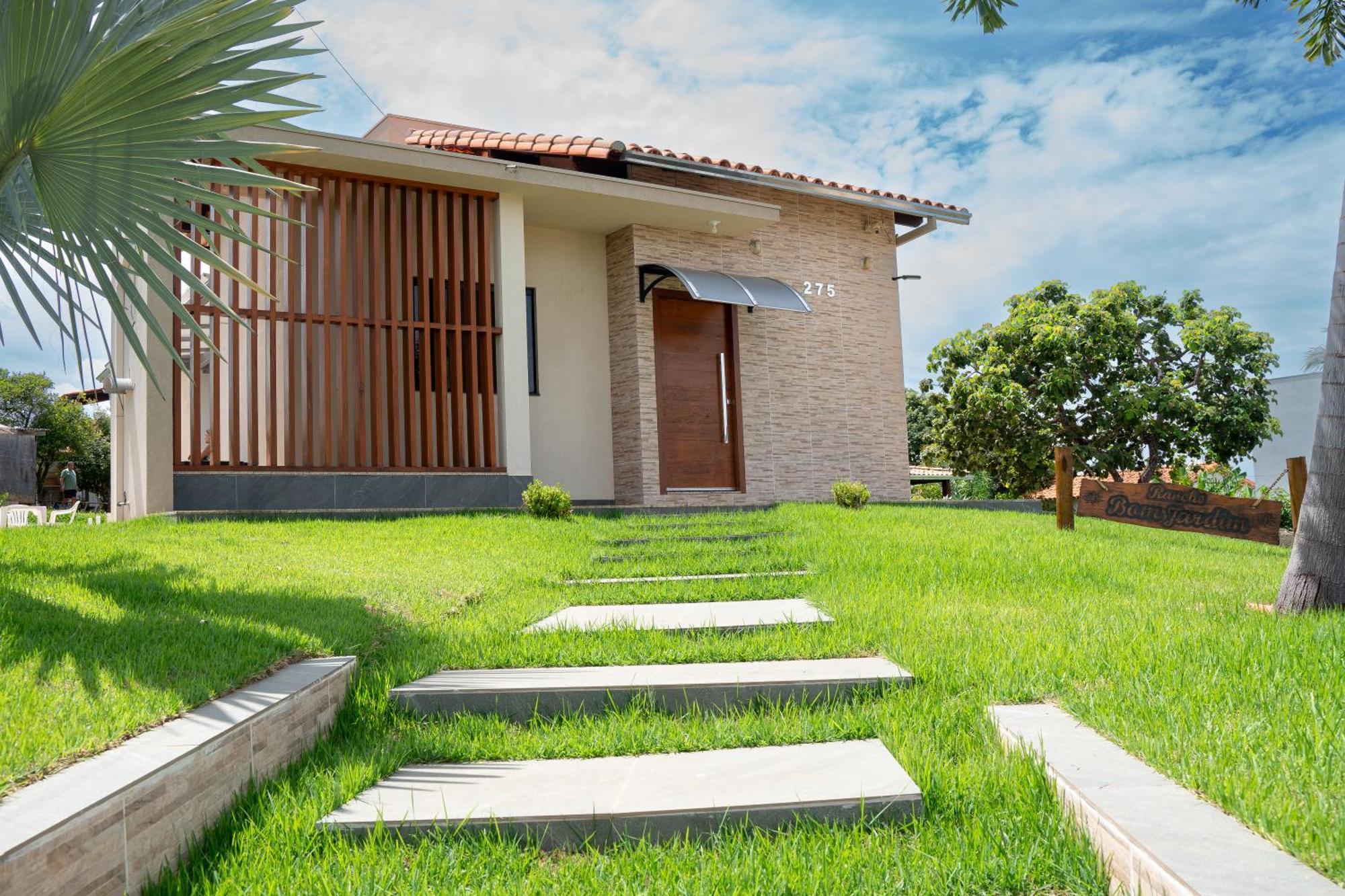 Casa Com Piscina Vista Para Lago, 03 Quartos Confortaveis Capitólio 外观 照片